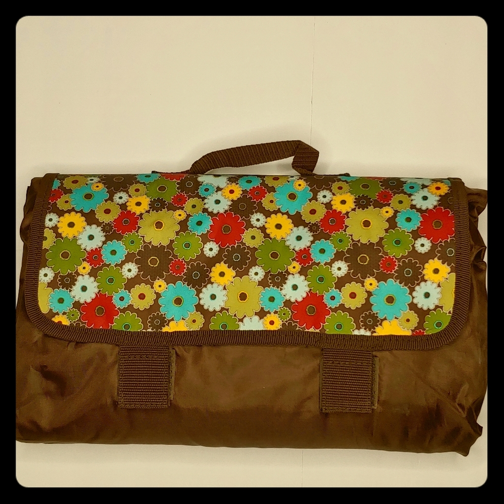 Thirty One All About Town travel blanket EUC…